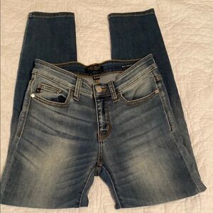Judy Blue Skinny Blue Jeans with Vintage Fading‎